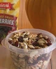 Pumkin Seed Dried Cranbery Trail Mix